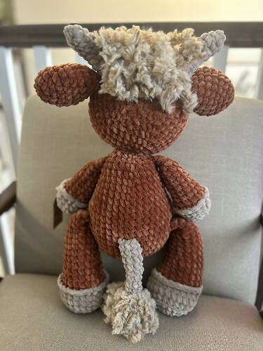 Highlander cow plushie (large)